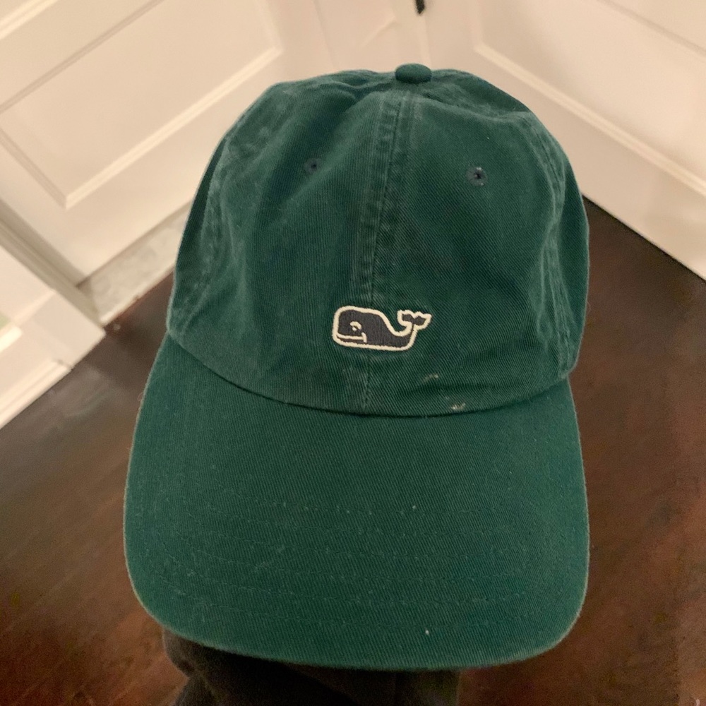 vineyard vines hat